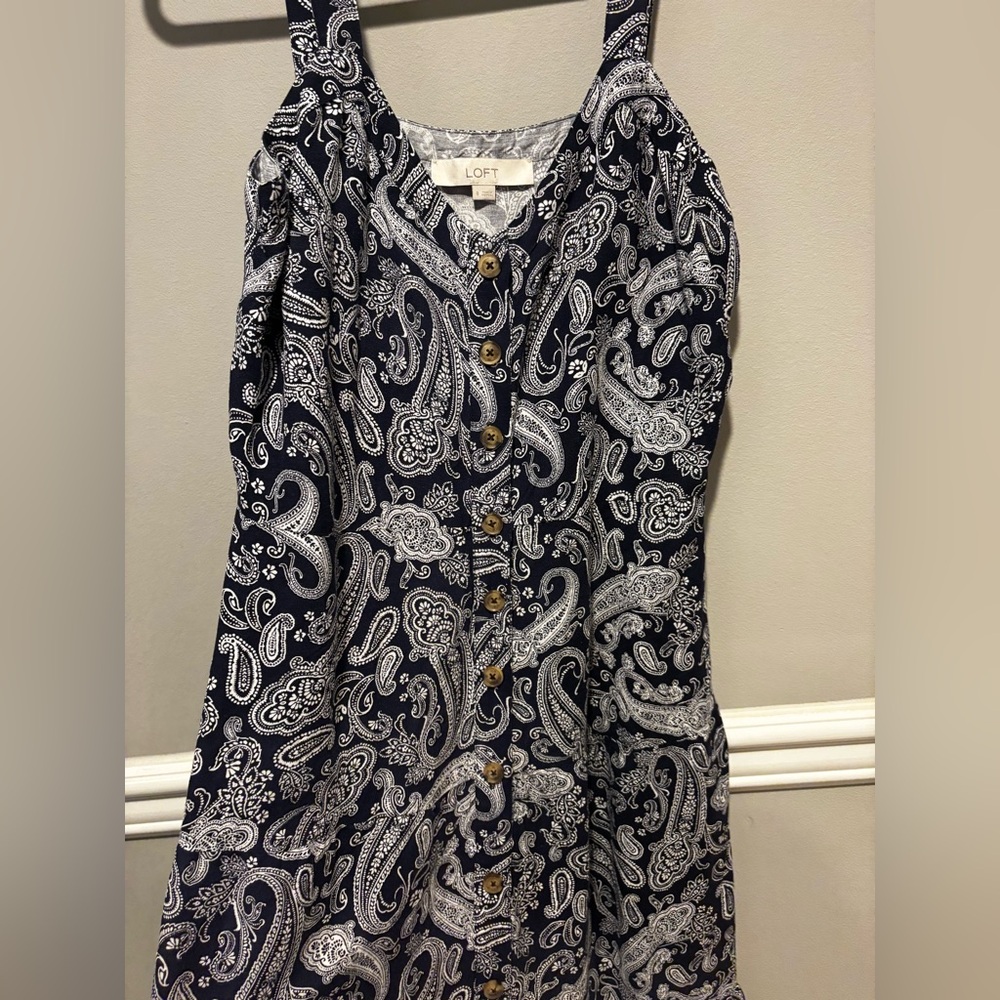 LOFT Paisley Button-Down Dress - Navy Blue and White - Size 8 NWOT - Picture 2 of 10